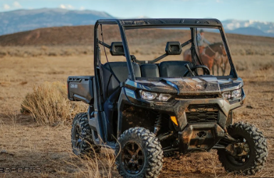 2024 Can-Am Defender DPS HD7