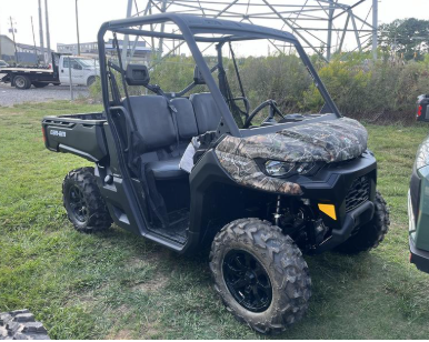 2025 Can-Am Defender MAX DPS HD7