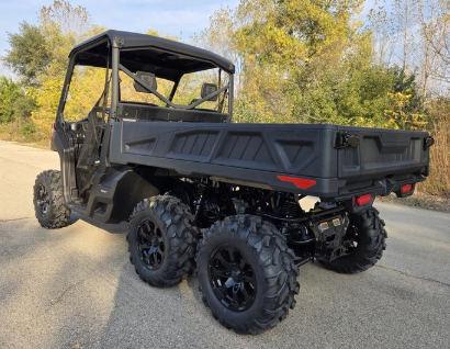 2025 Can-Am Defender 6X6 XT HD10