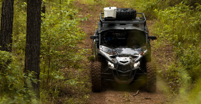 2025 Can-Am Maverick R Base 