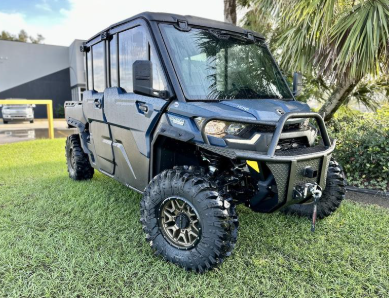 2025 Can-Am Defender DPS HD7