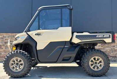 2025 Can-Am Defender HD7 