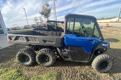 2025 Can-Am Defender 6X6 XT HD10