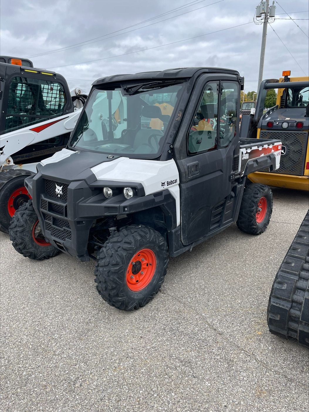 2019-bobcat-3400-gas-2
