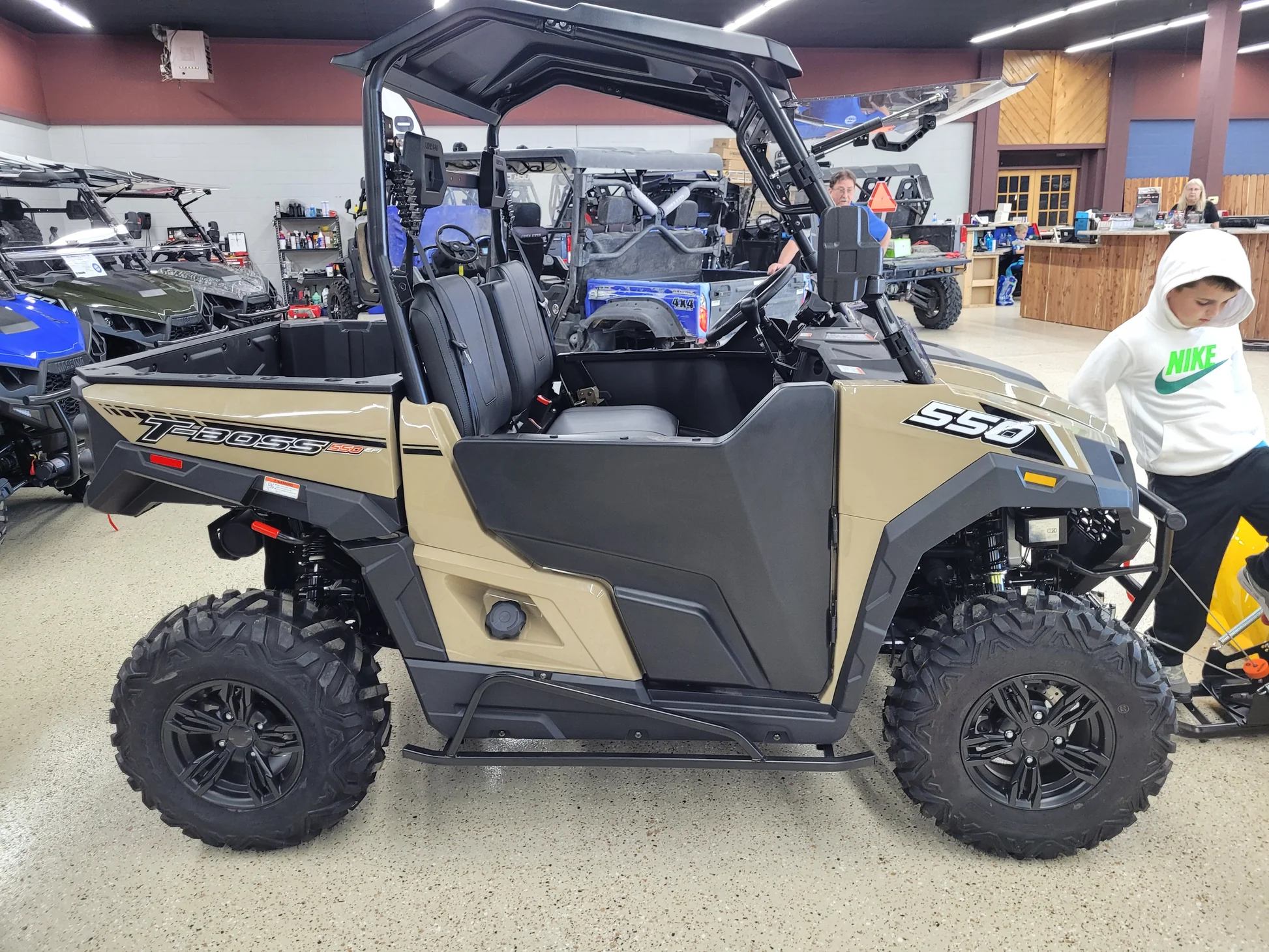 2022-bennche-t-boss-550-2