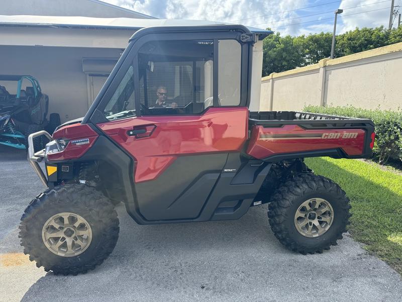 2017-can-am-defender-xt-cab-hd8-2