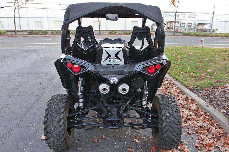 2017-can-am-maverick-dps-1000r-2