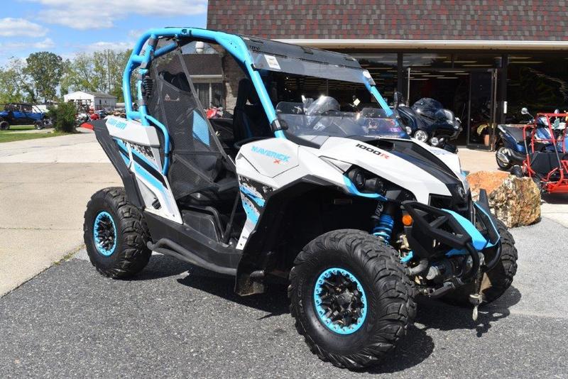 2017-can-am-maverick-xc-1000r-1