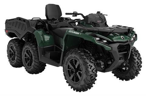 2017-can-am-outlander--6x6-dps-650-1