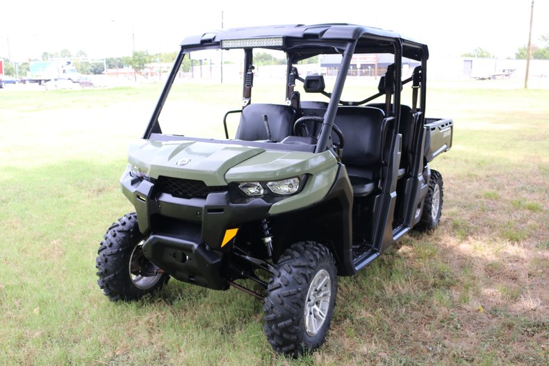2019-can-am-defender-max-hd8-2