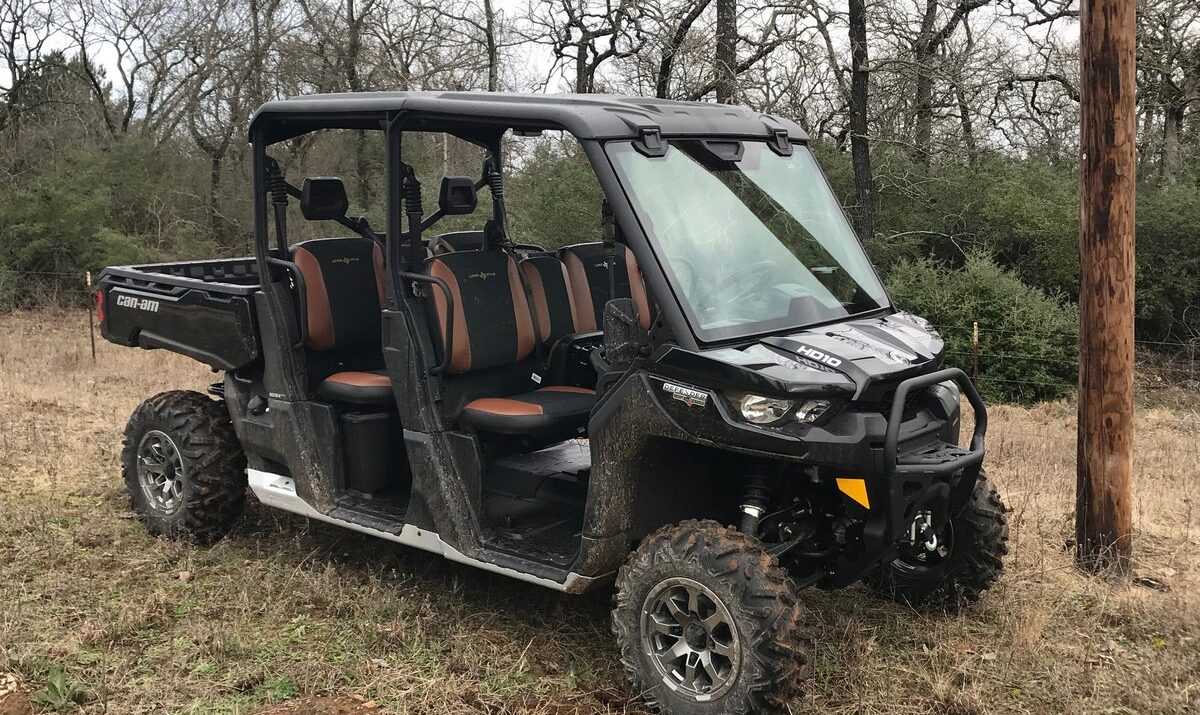 2019-can-am-defender-max-lone-star-1