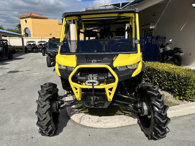 2019-can-am-defender-x-mr-hd10-2