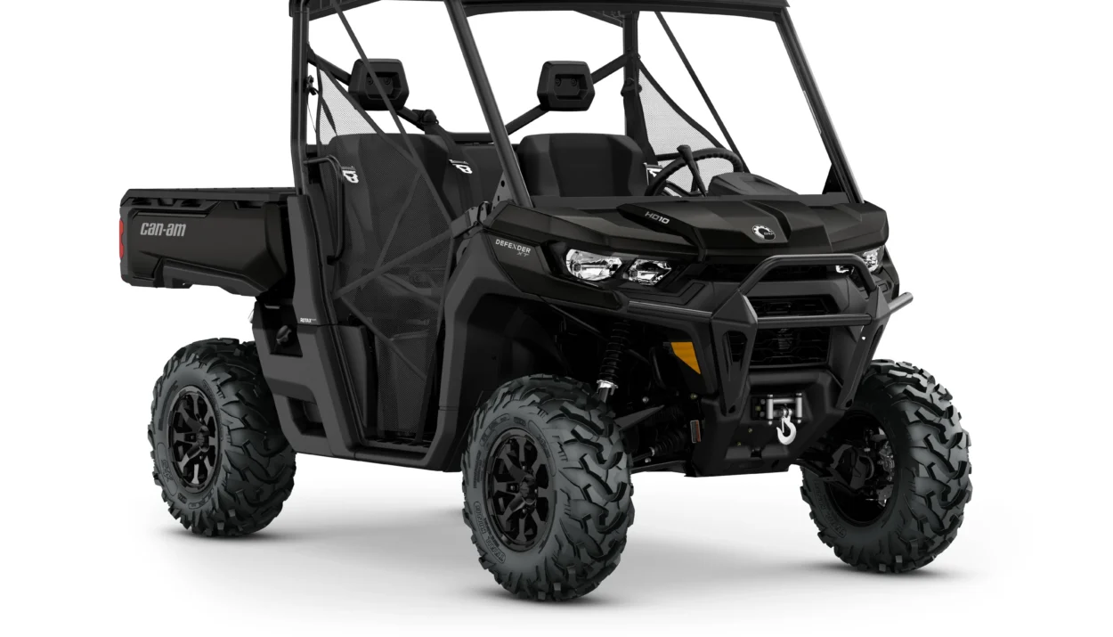 2019-can-am-defender-xt-hd10-1