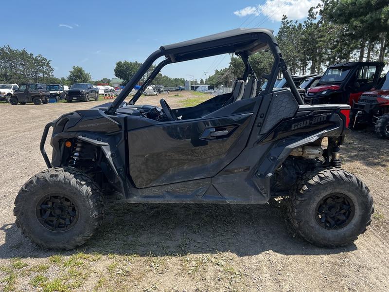 2022-can-am-maverick-sport-dps-1000r-2