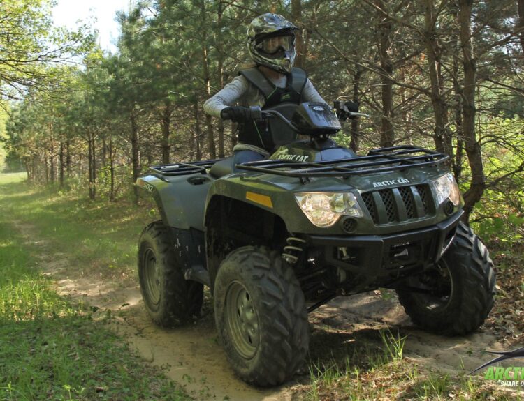 2013-arctic-cat-500-core-efi-1
