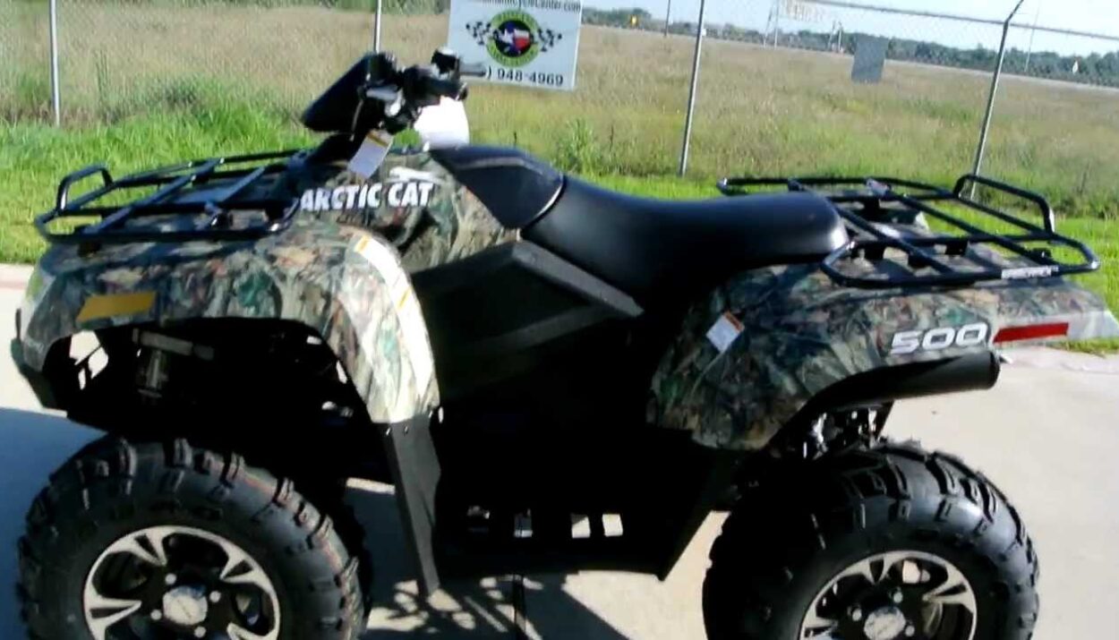 2013-arctic-cat-500-xt-1