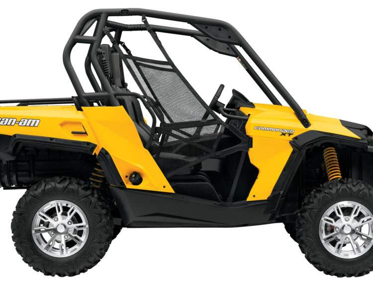 2013-can-am-commander-1000-xt-1