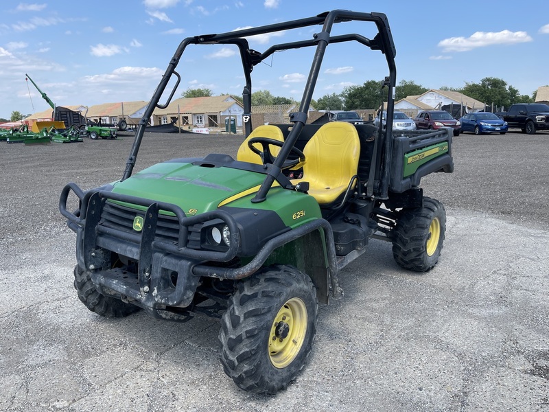 2013-john-deere-gator--xuv-4x4-625i-1