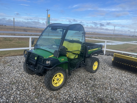 2013-john-deere-gator--xuv-4x4-825i-s4-1