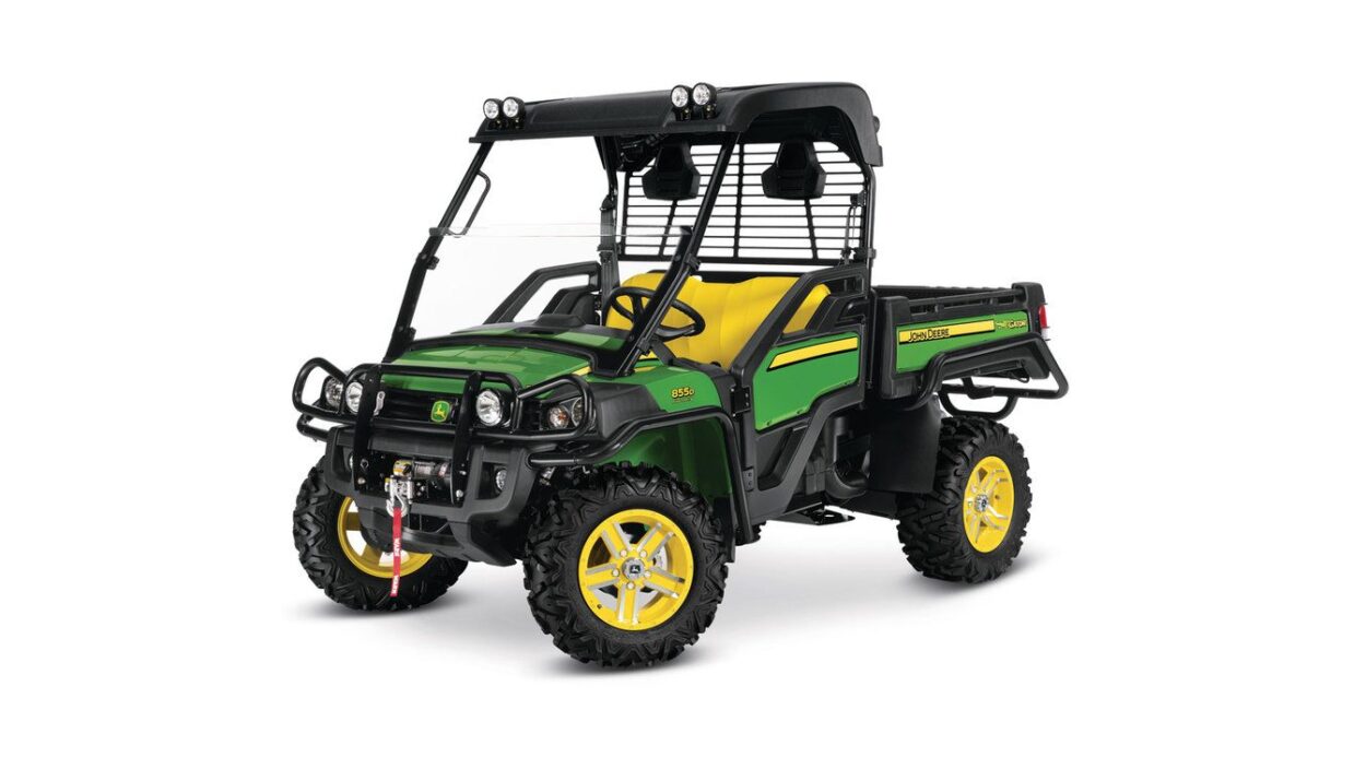 2013-john-deere-gator--xuv-4x4-855d-power-steering-1