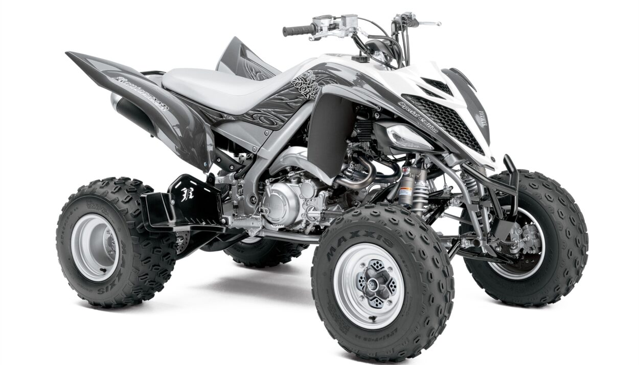 2013-yamaha-raptor-700r-se-1