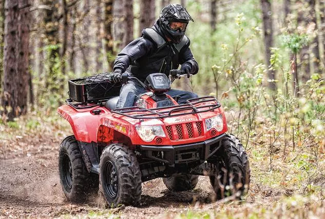 2014-arctic-cat-500-trv-1