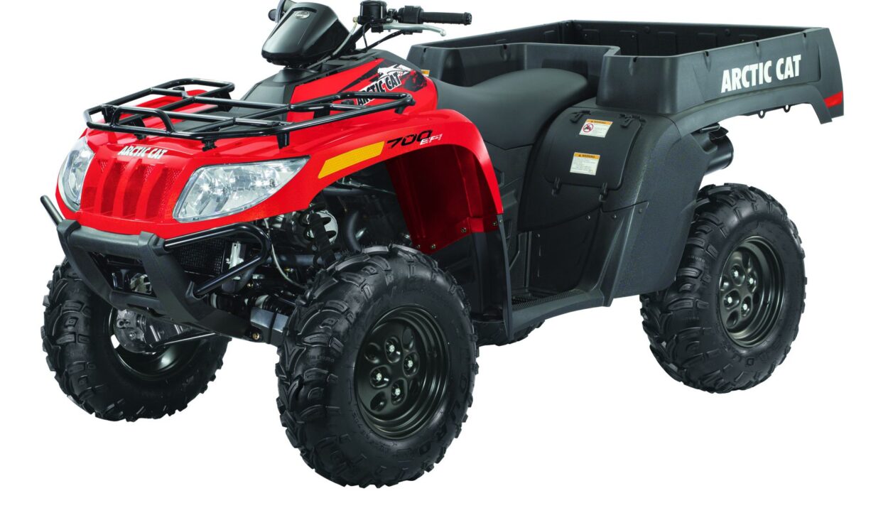 2014-arctic-cat-700-tbx-1