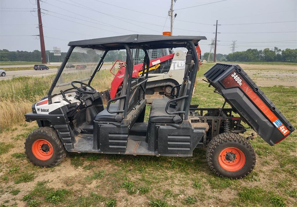 2014-bobcat-3400xl-4x4-1