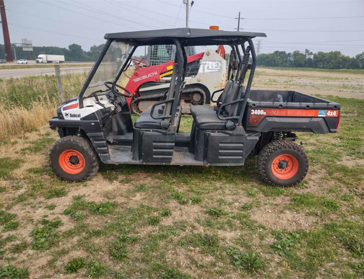 2014-bobcat-3400xl-4x4-diesel-1