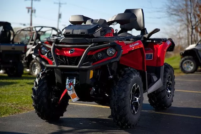 2014-can-am-outlander-max-800r-xt-2