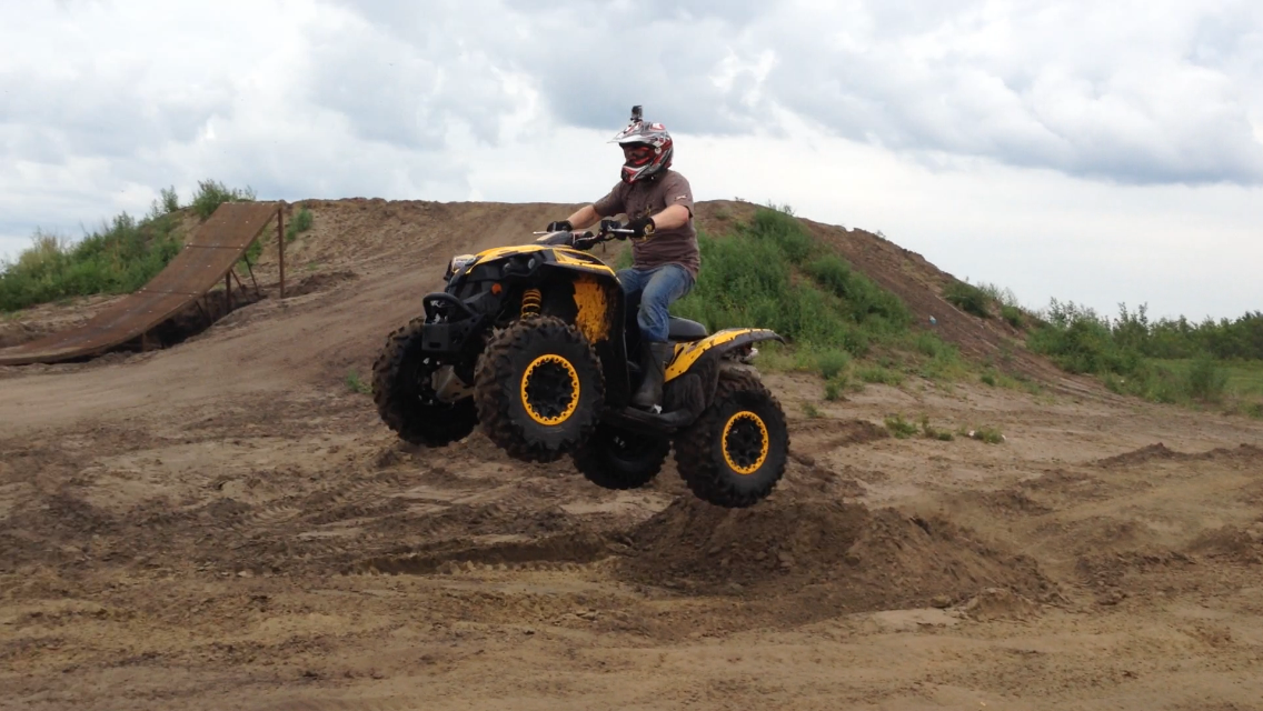 2014-can-am-renegade-800r-1
