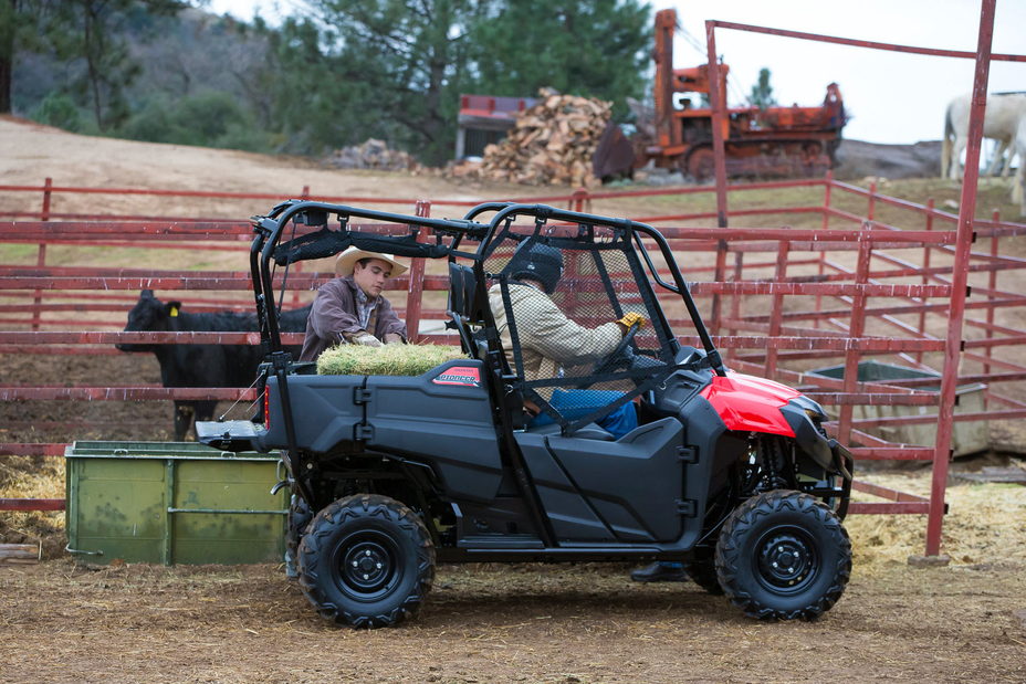 2014-honda-pioneer-700-4-2