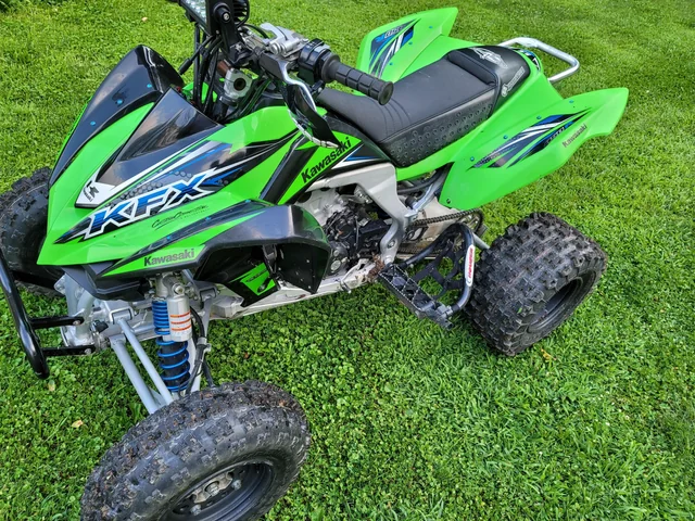 2014-kawasaki-kfx--450r-1