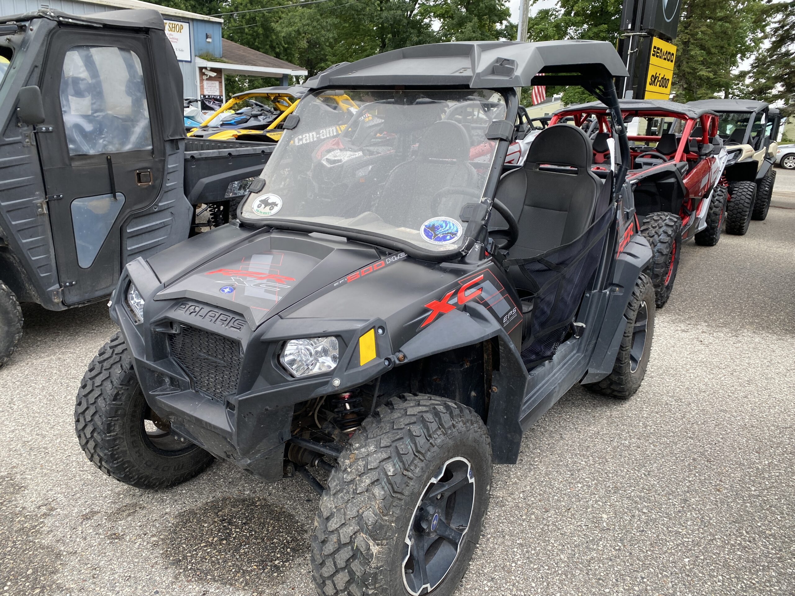 2014-polaris-rzr-800-xc-edition-matte-black-2-scaled.jpg
