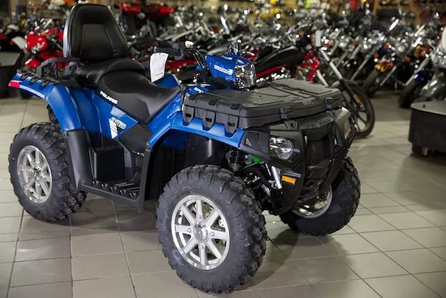 2014-polaris-sportsman--touring-550-eps-1