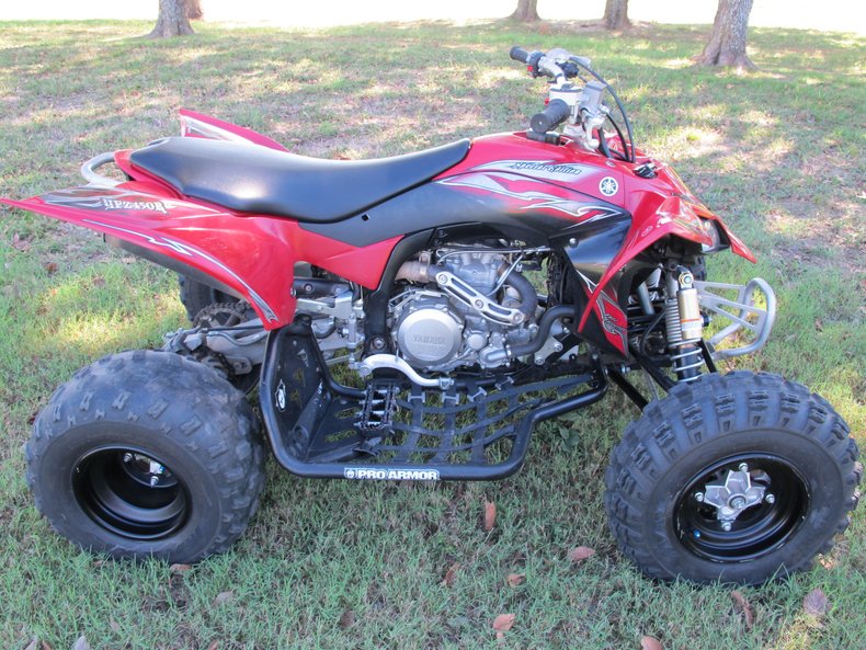 2014-yamaha-yfz-450r-1