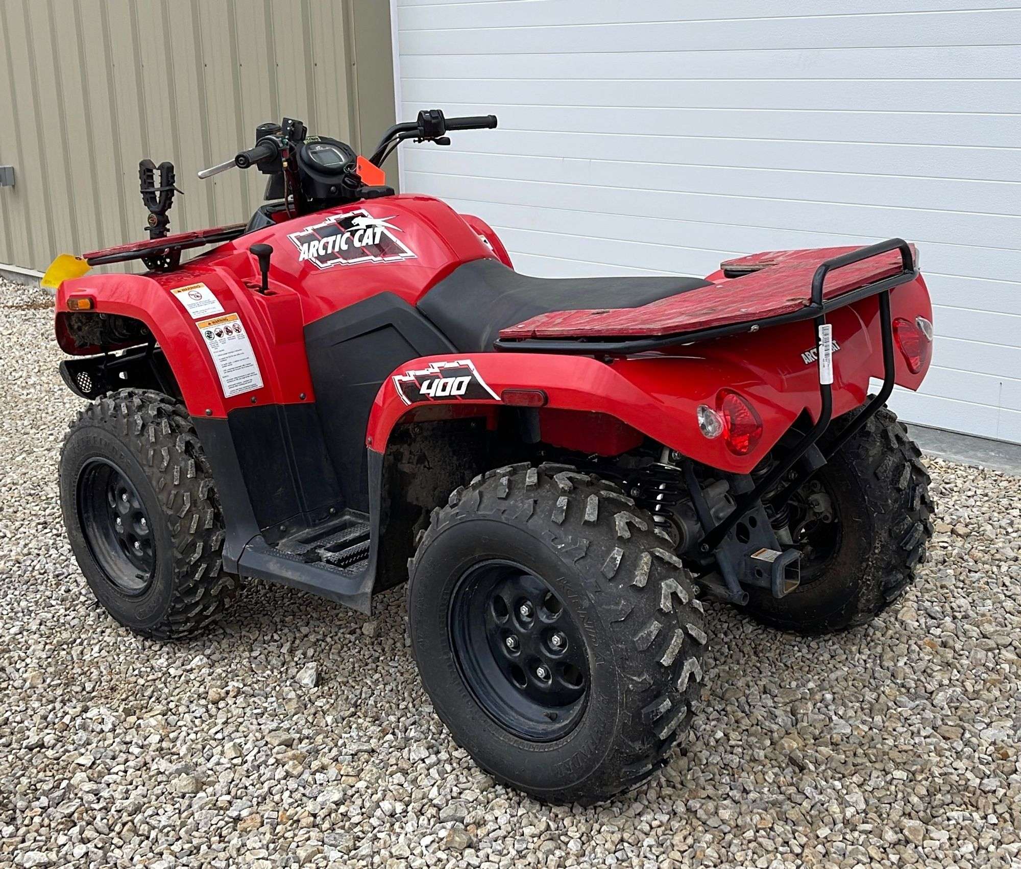 2015-arctic-cat-400-4x4-2