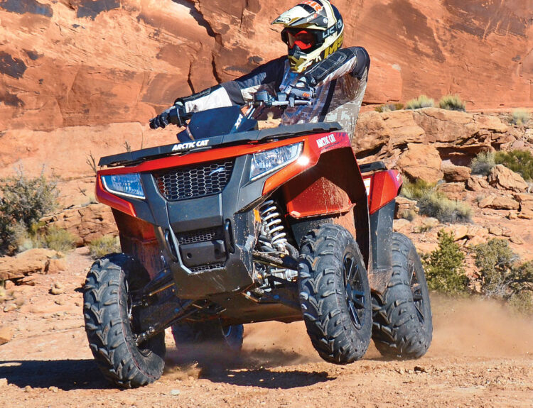 2015-arctic-cat-xr-550-xt-eps-1