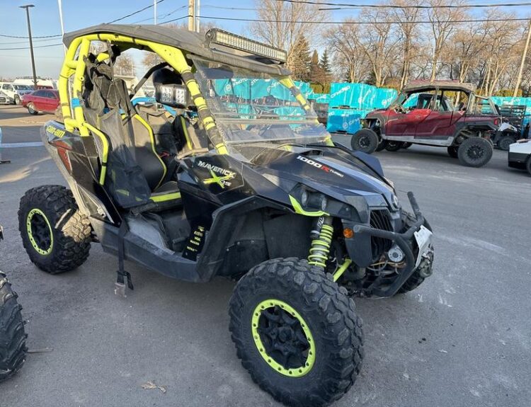 2015-can-am-maverick-1000r-1