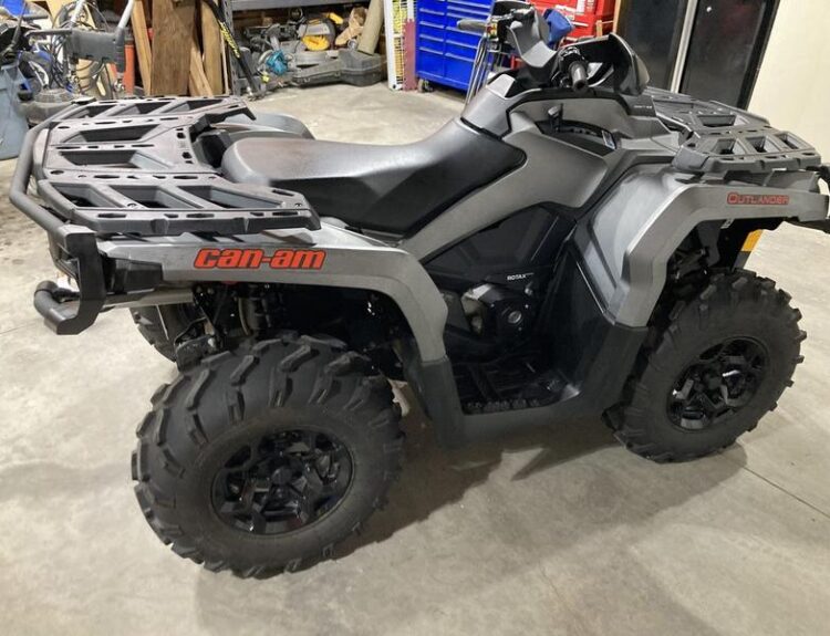 2015-can-am-outlander--x-mr-800r-1