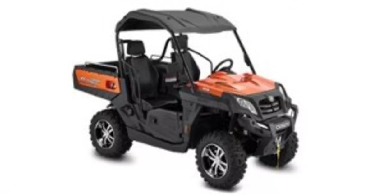 2015-cfmoto-uforce-800-1