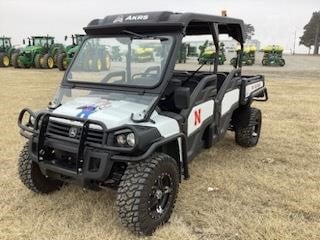 2015-john-deere-gator-xuv-4x4-825i-s4-2