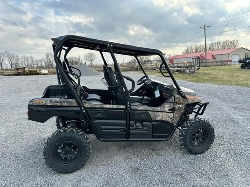 2015-kawasaki-teryx4--camo-1