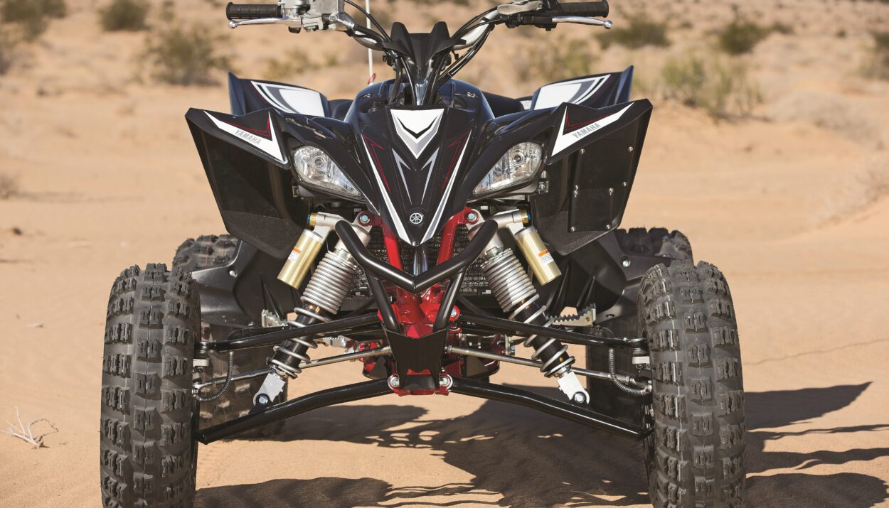 2015-yamaha-yfz-450r-se-1