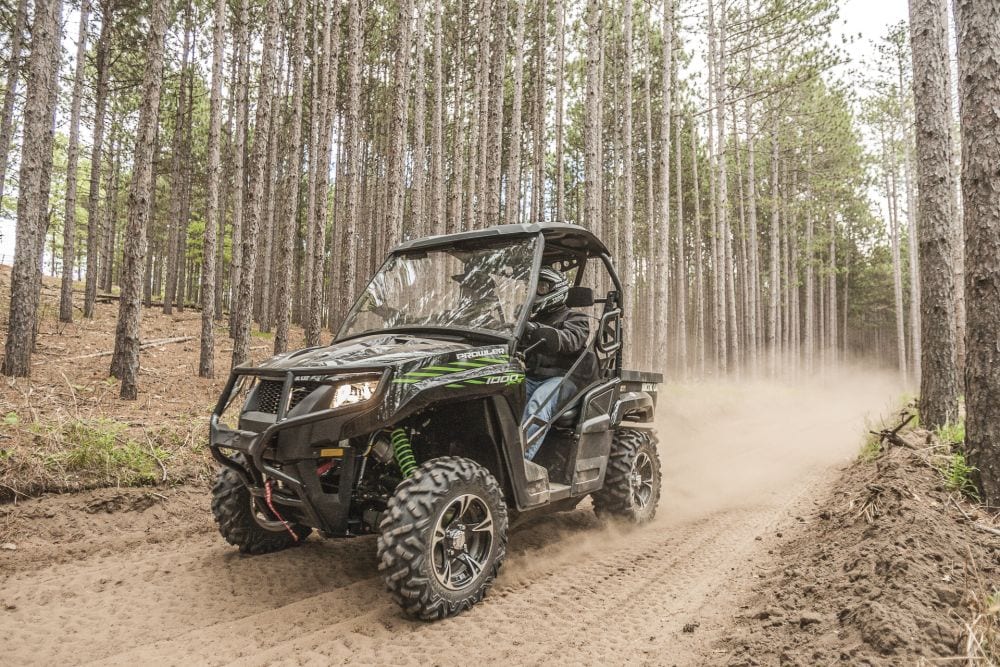 2016-arctic-cat-prowler-1000-xt-1