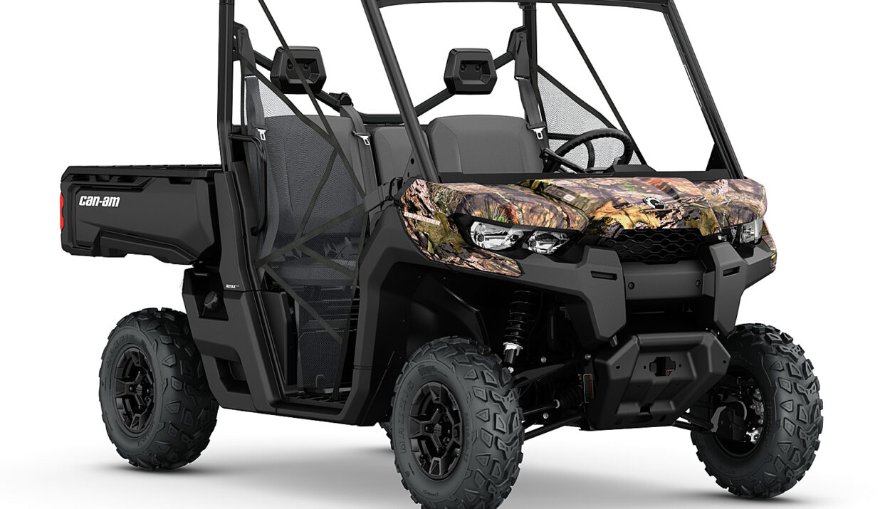 2016-can-am-defender-xt-hd10-1