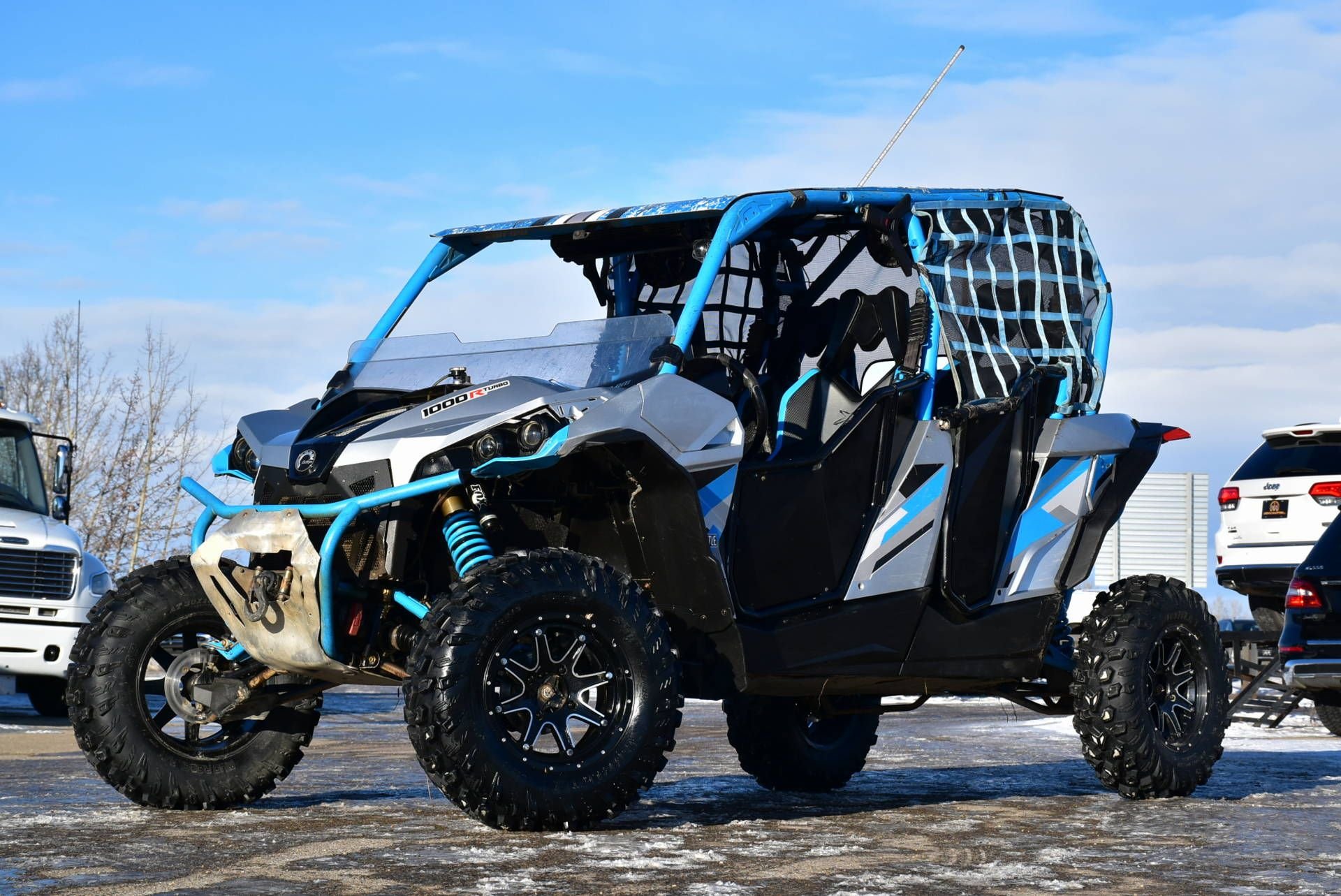 2016-can-am-maverick-max-1000r-turbo-2