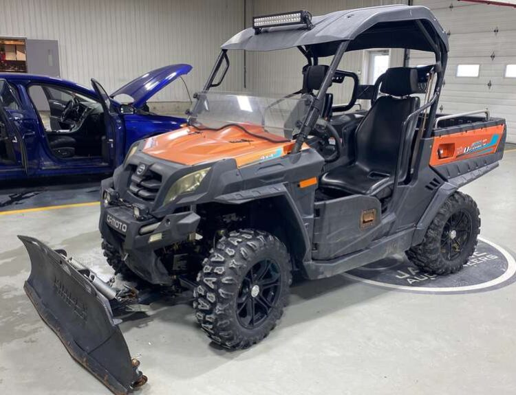 2016-cfmoto-uforce-500-eps-1