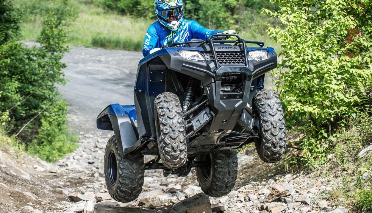 2016-honda-fourtrax-rancher--4x4-automatic-dct-irs-eps-1