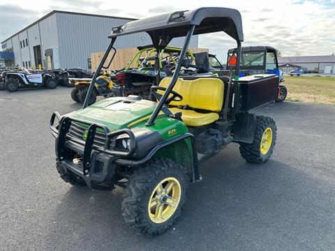 2016-john-deere-gator--xuv825i-1